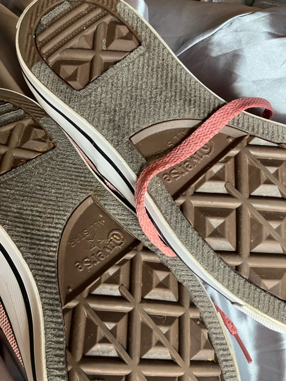 Converse Size 7 Coral Pink Low Top Sneakers - Picture 2 of 11
